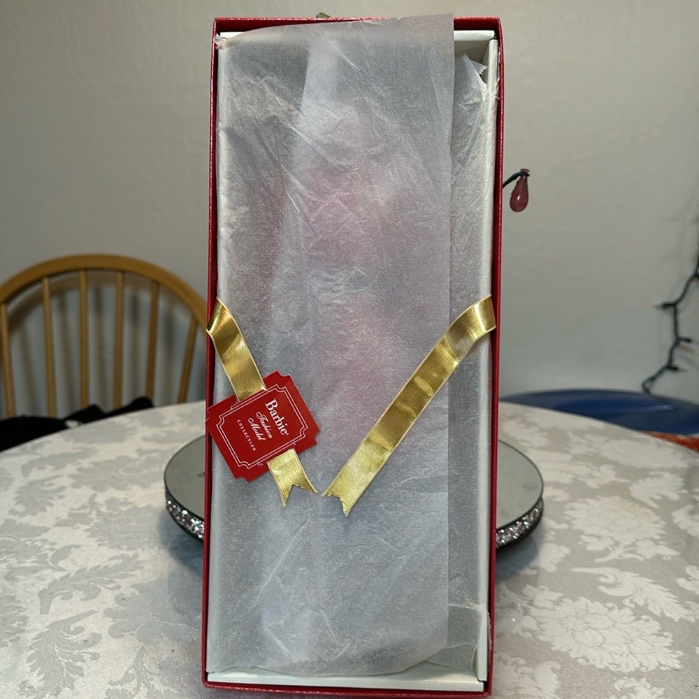 2010 Nicolai,  Ken Russian Genuine Silkstone doll (Barbie) - Picture 6 of 11